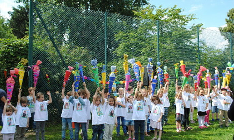Vorschulkinder mit Zuckertütenfest verabschiedet Vorschulkinder mit Zuckertütenfest verabschiedet