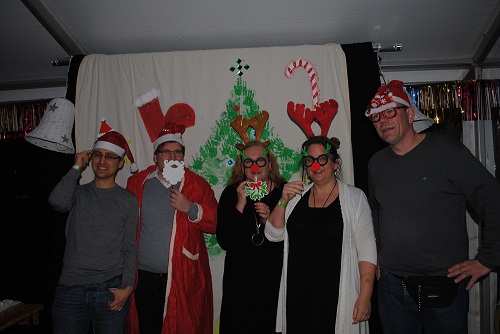 Gelungene Weihnachtsfeier in der Tegeler Einflugschneise Gelungene Weihnachtsfeier in der Tegeler Einflugschneise-4